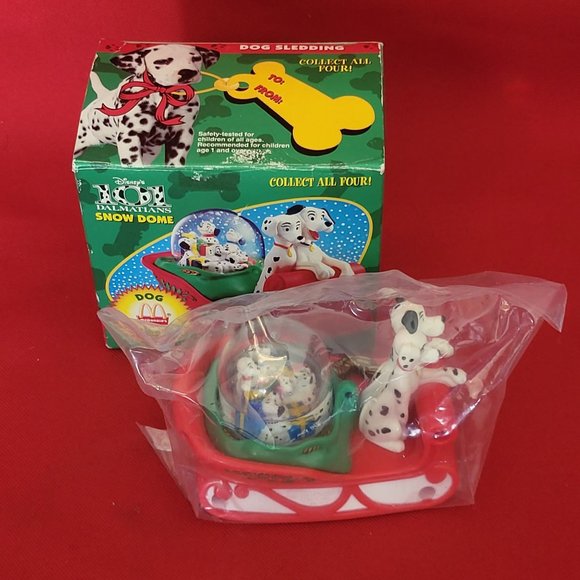 VTG McDonald’s Dalmatians Snow Globe Dome Toy Disney Dog Sledding 1996 NIB - Picture 3 of 12